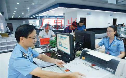 深圳代辦營(yíng)業(yè)執(zhí)照費(fèi)用一個(gè)月最低是多少錢(qián)？